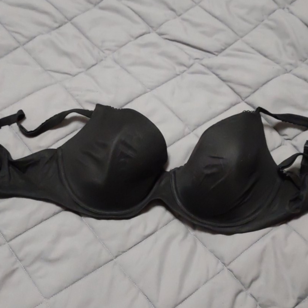 Body by Victoria Secret 34DDD bra